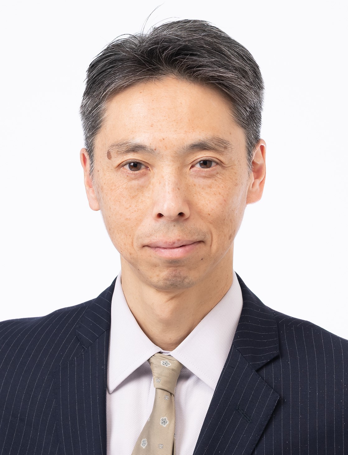 長谷川洋介 教授